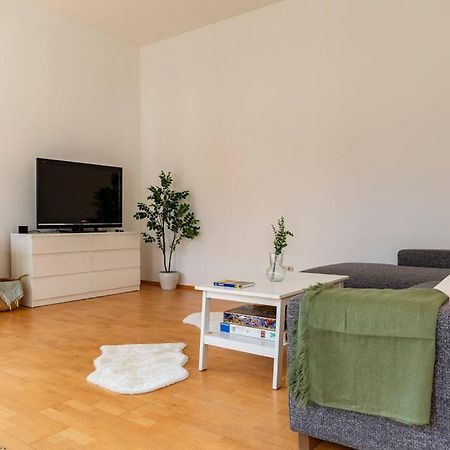 Savoir-Vivre In Unserer Zentralen Balkonwohnung 维也纳 外观 照片